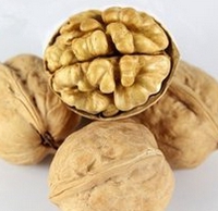 核桃深加工——核桃油，核桃粉，核桃工藝品，活性炭制品(圖1)